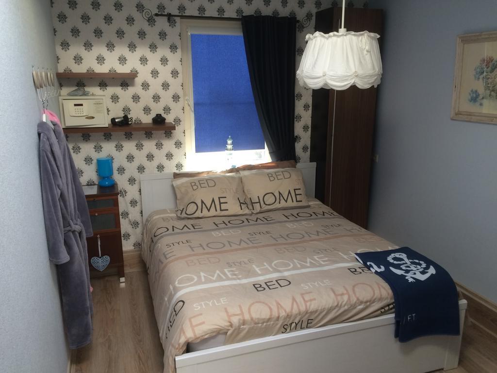 B&B Goeree Overflakkeeミッデルハルニス 部屋 写真