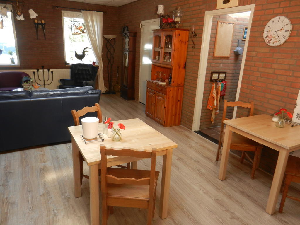 B&B Goeree Overflakkeeミッデルハルニス 部屋 写真